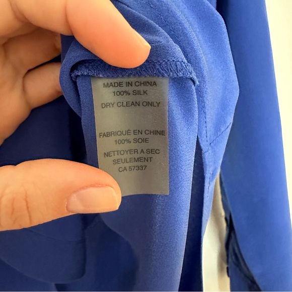SOLD Cobalt Blue Silk Shirt XS Vince Camuto - Picture 5 of 8